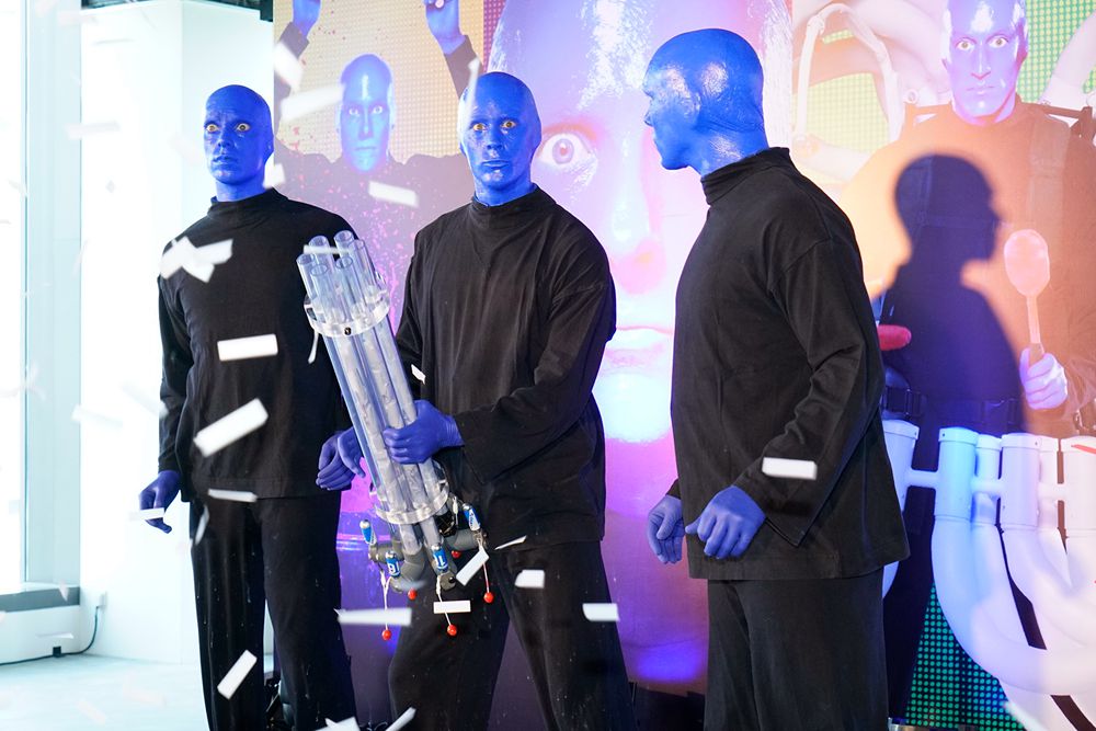 Blue Men present some surprises in the press conference