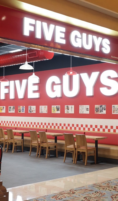 FIVE GUYS opening at Shoppes at Venetian