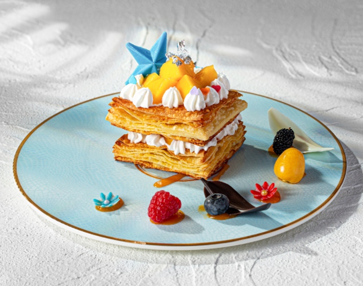Mega Mille-feuille with Mango